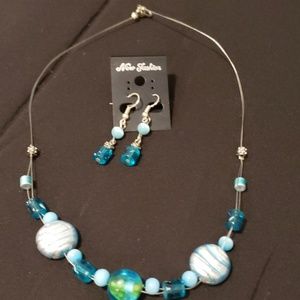 Handmade necklace w/ matchig earings set
